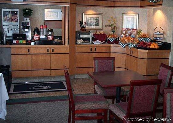 Comfort Inn Meadowvale Миссиссага Ресторан фото