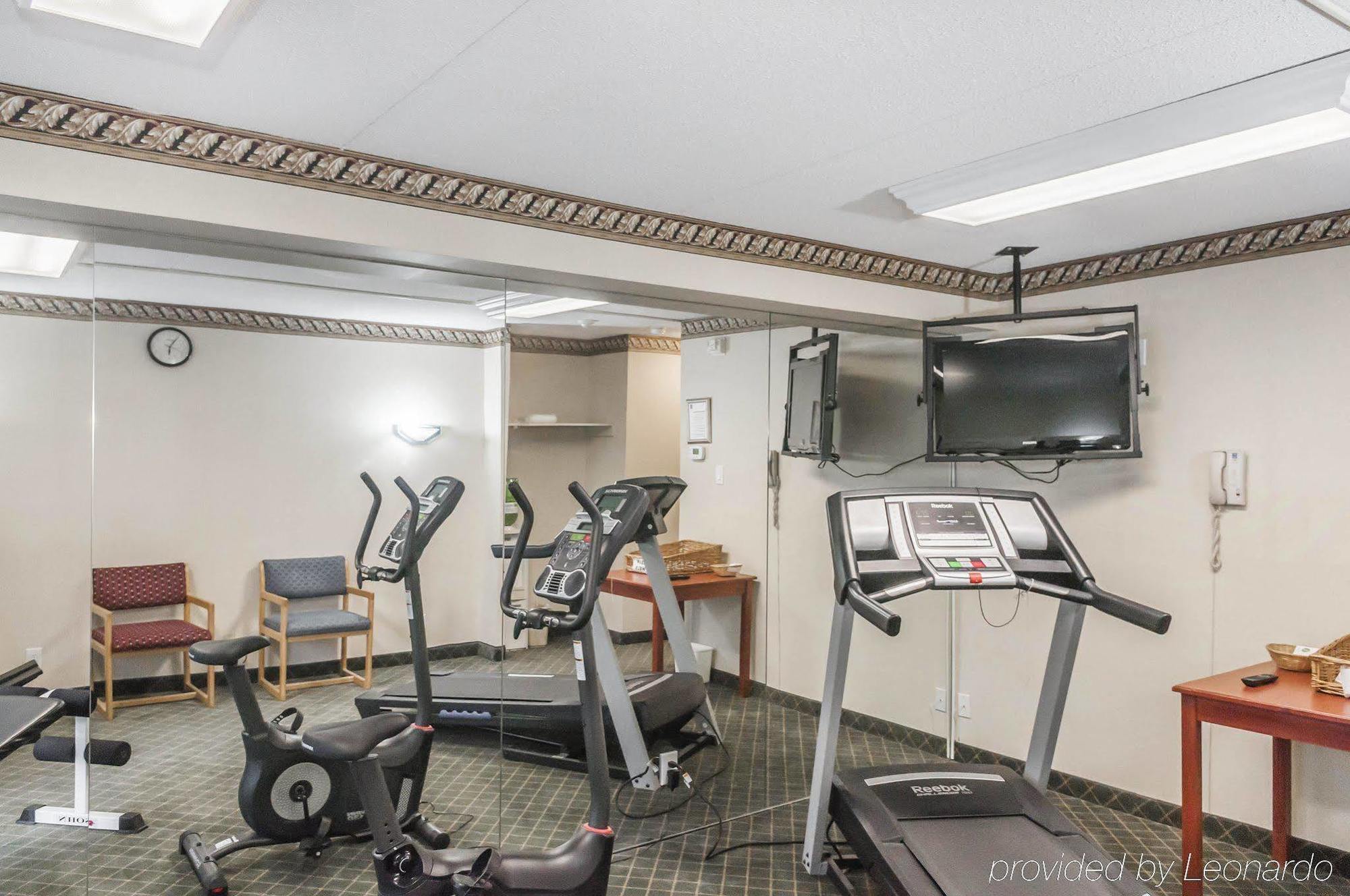 Comfort Inn Meadowvale Миссиссага Экстерьер фото